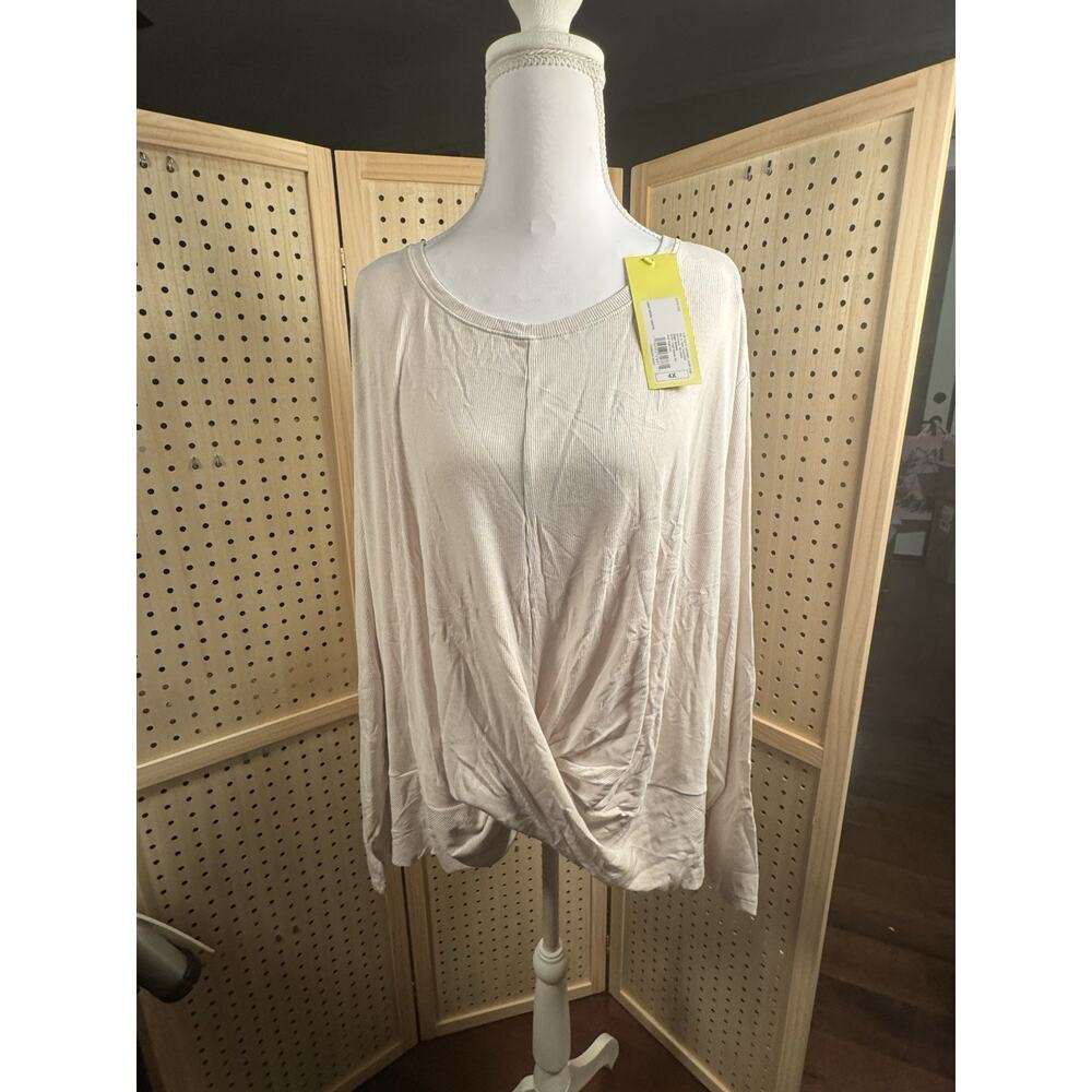 Target Size 4X Set Of 5 All In Motion Tops NWT NWT - image 14